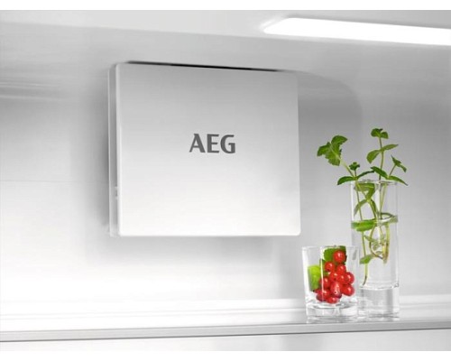 Купить  Встраиваемый холодильник AEG NSC7G751ES в интернет-магазине Мега-кухня 3