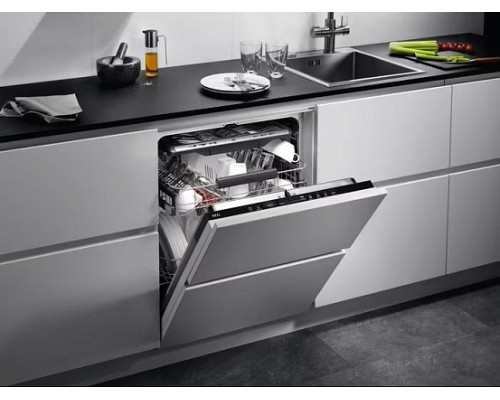 Купить  Встраиваемая посудомоечная машина AEG FSE74717P в интернет-магазине Мега-кухня 7
