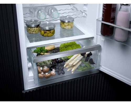 Купить Встраиваемый холодильник Miele KFN 7785 C в интернет-магазине Мега-кухня 6 Купить Встраиваемый холодильник Miele KFN 7785 C в интернет-магазине Мега-кухня 6