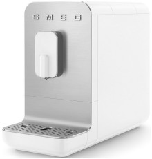 Автоматическая кофемашина Smeg BCC01WHMEU